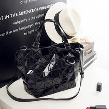Load image into Gallery viewer, 2018 New Women Handbag Bucket Bag Lady's Shoulder Bag Female Casual Totes Luxury Summer Geometry Bag Free Shipping