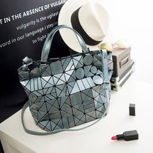 Load image into Gallery viewer, 2018 New Women Handbag Bucket Bag Lady's Shoulder Bag Female Casual Totes Luxury Summer Geometry Bag Free Shipping