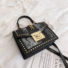 Load image into Gallery viewer, Crossbody Bags for Women 2019 Brand Small Handbags High Quality Leather Shoulder Messenger Bag Fashion Ladies Flap Hand Bags

