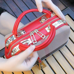 Canvas bag 2020 new fashionable one-shoulder sloping women's bag handbag European and American lady's plaid striped doctor's bag